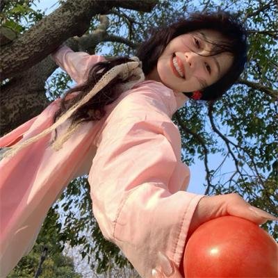 府上娶了个锦鲤新娘